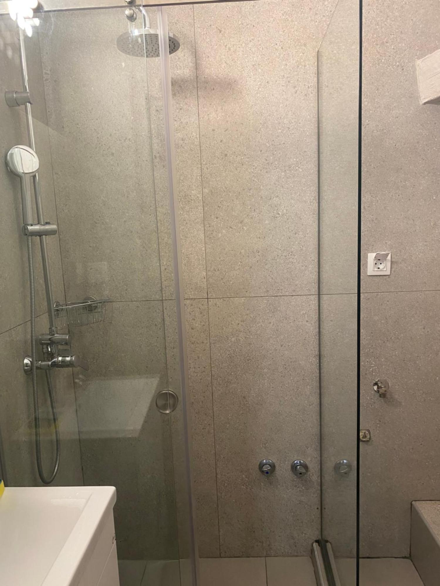 Luxury Central Apartment テッサロニキ エクステリア 写真
