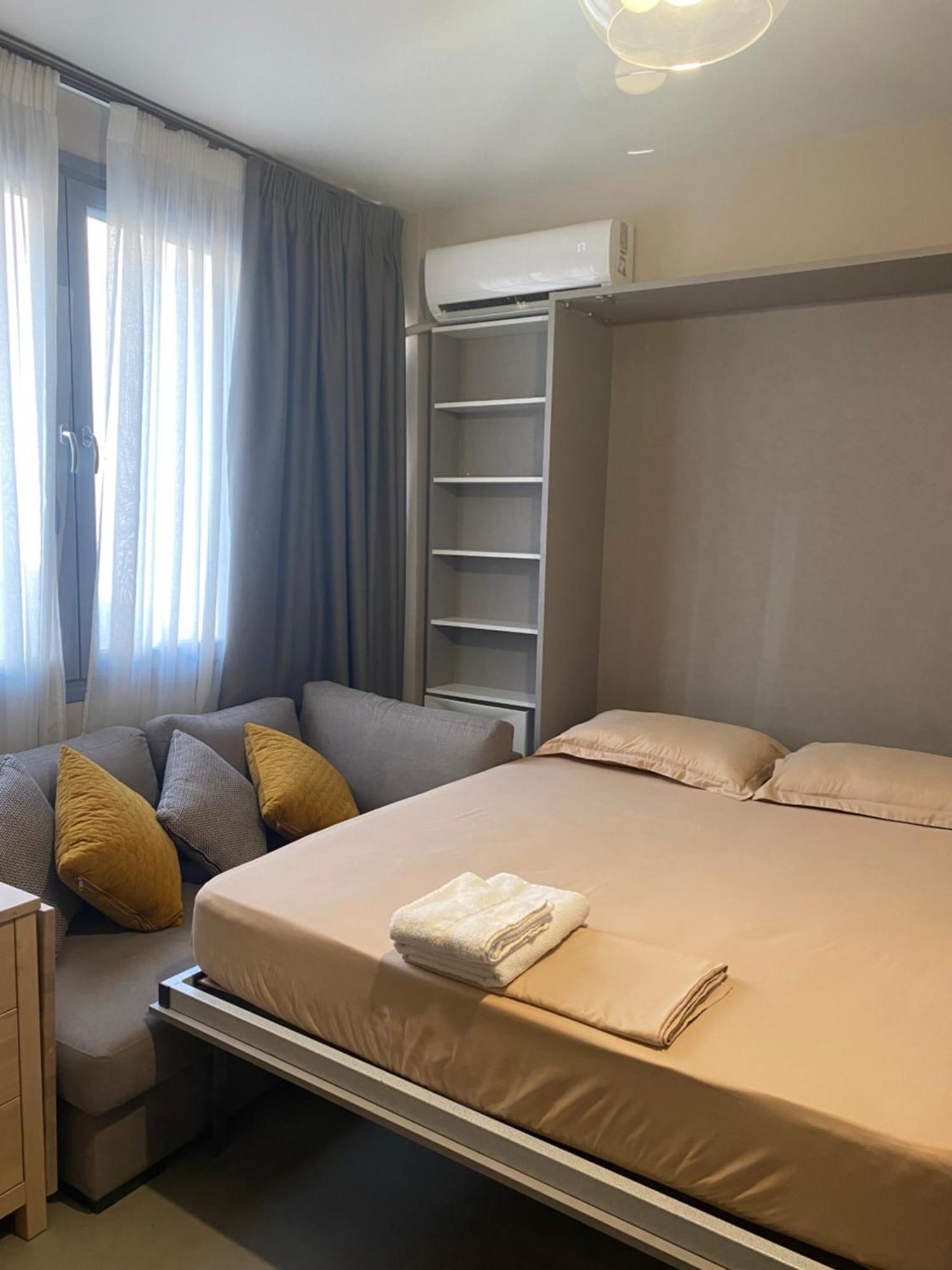 Luxury Central Apartment テッサロニキ エクステリア 写真