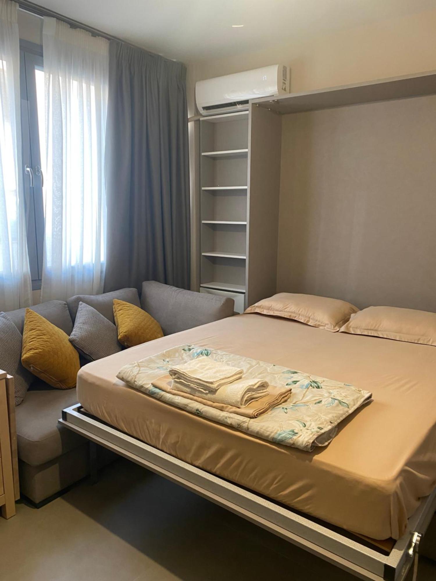 Luxury Central Apartment テッサロニキ エクステリア 写真